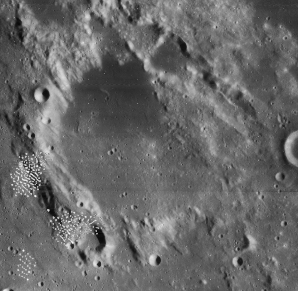 Escultura de Imbrium (L63 del Lunar 100) fotografiado desde la órbita lunar
